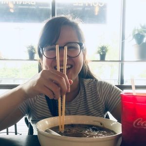 Meet your Posher, Marlen